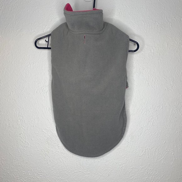 Petco L/XL pink/grey reversible fleece dog coat velcro tabs + opening for leash.